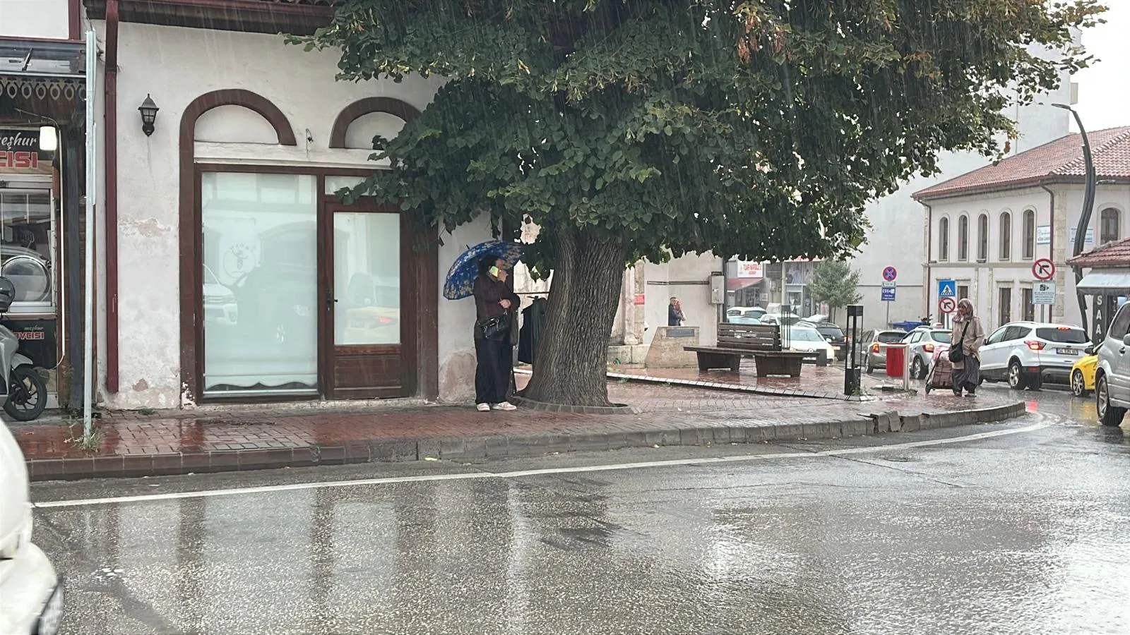 Bolu'da sağanak etkili oldu