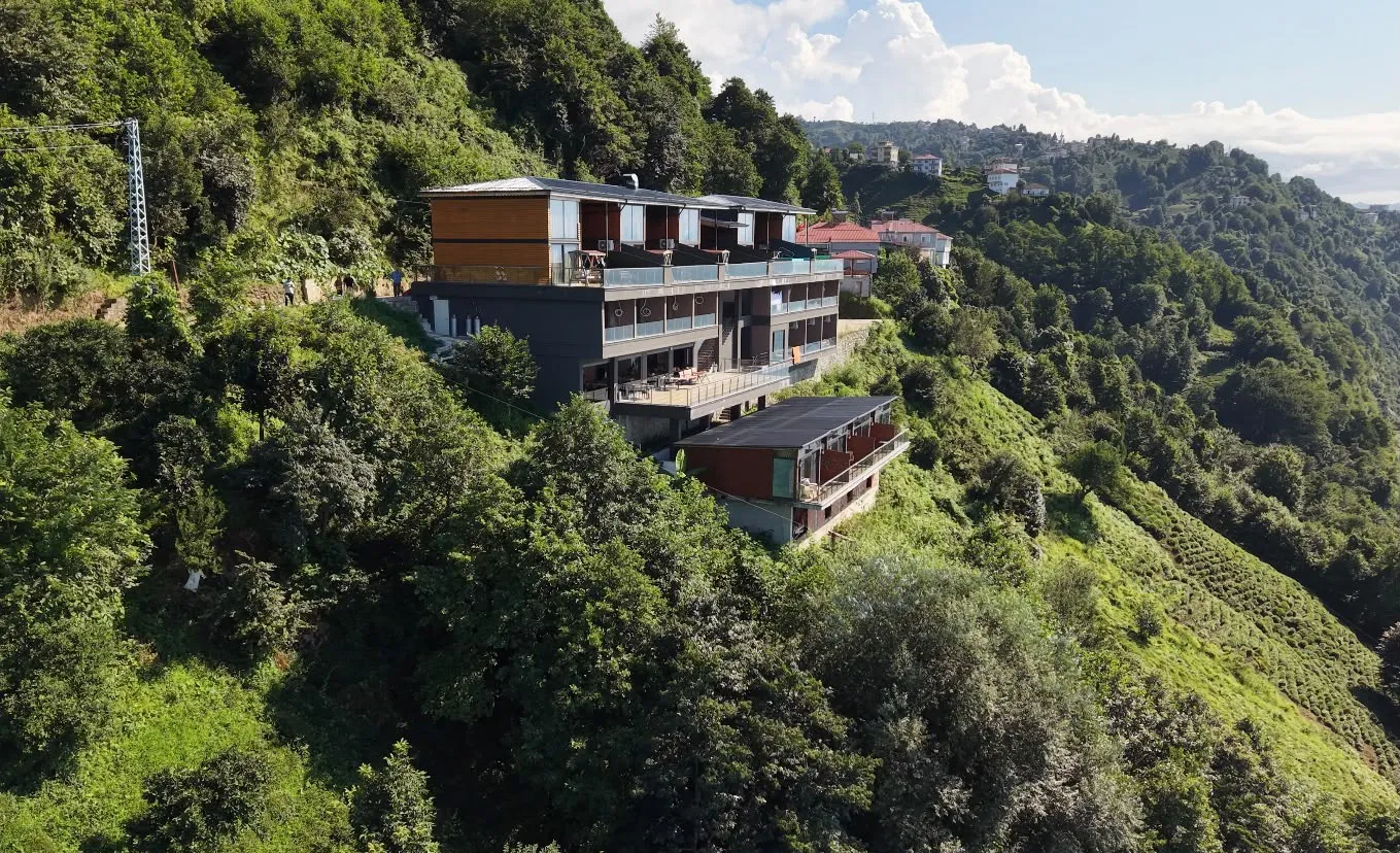 Rize’de kaçak yapıların yıkım korkusu bitti