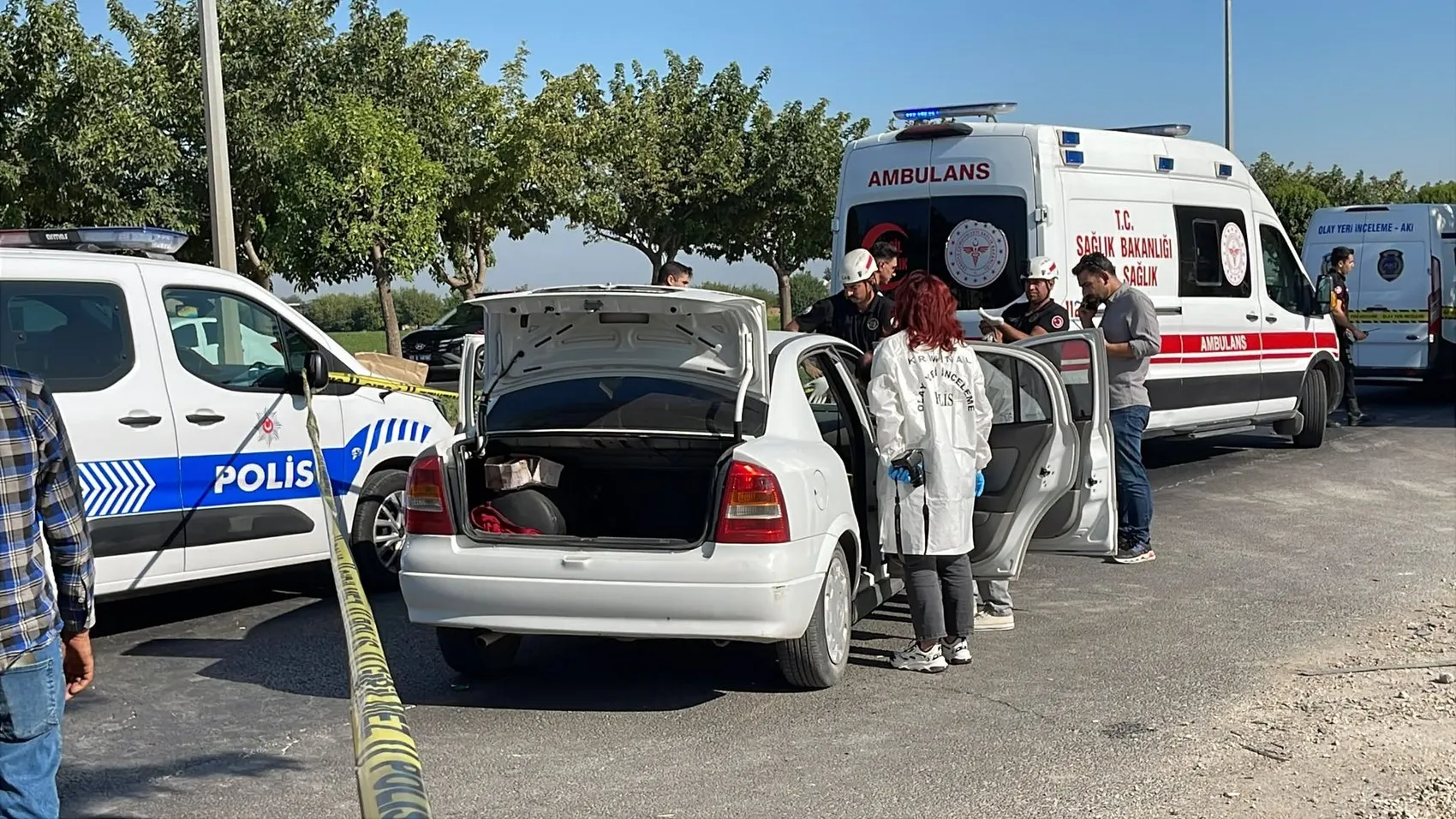 Şanlıurfa'da trafik ışıklarında infaz Bir ölü iki yaralı