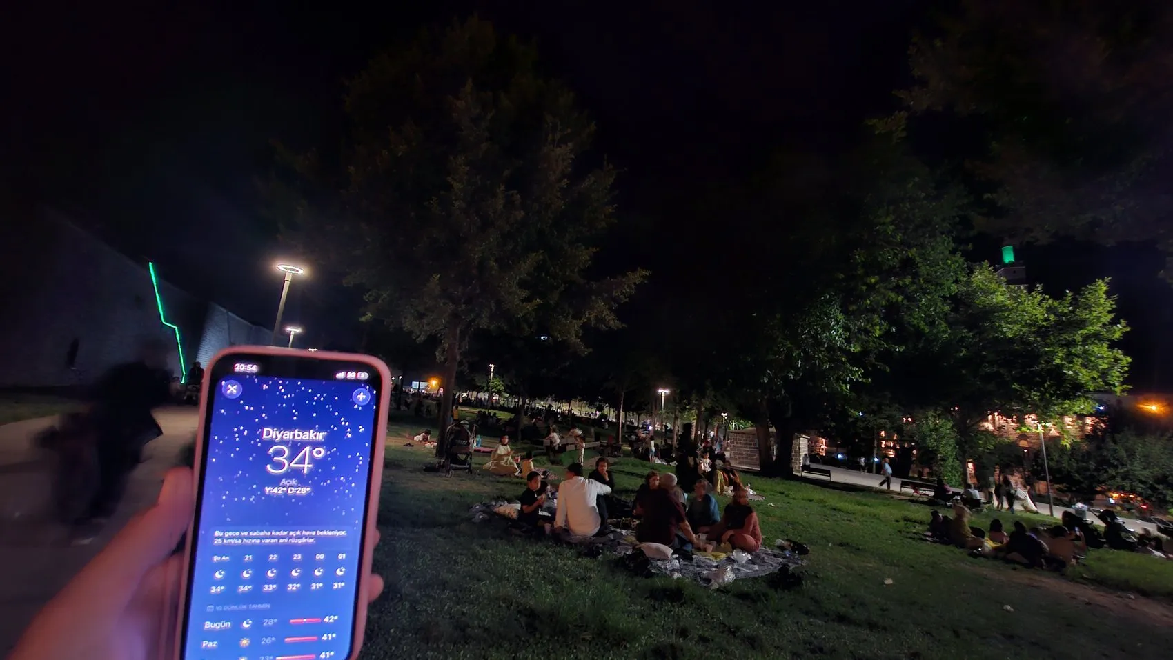 Diyarbakır nefes alamaz halde Termometreler 40 derecenin üzerinde