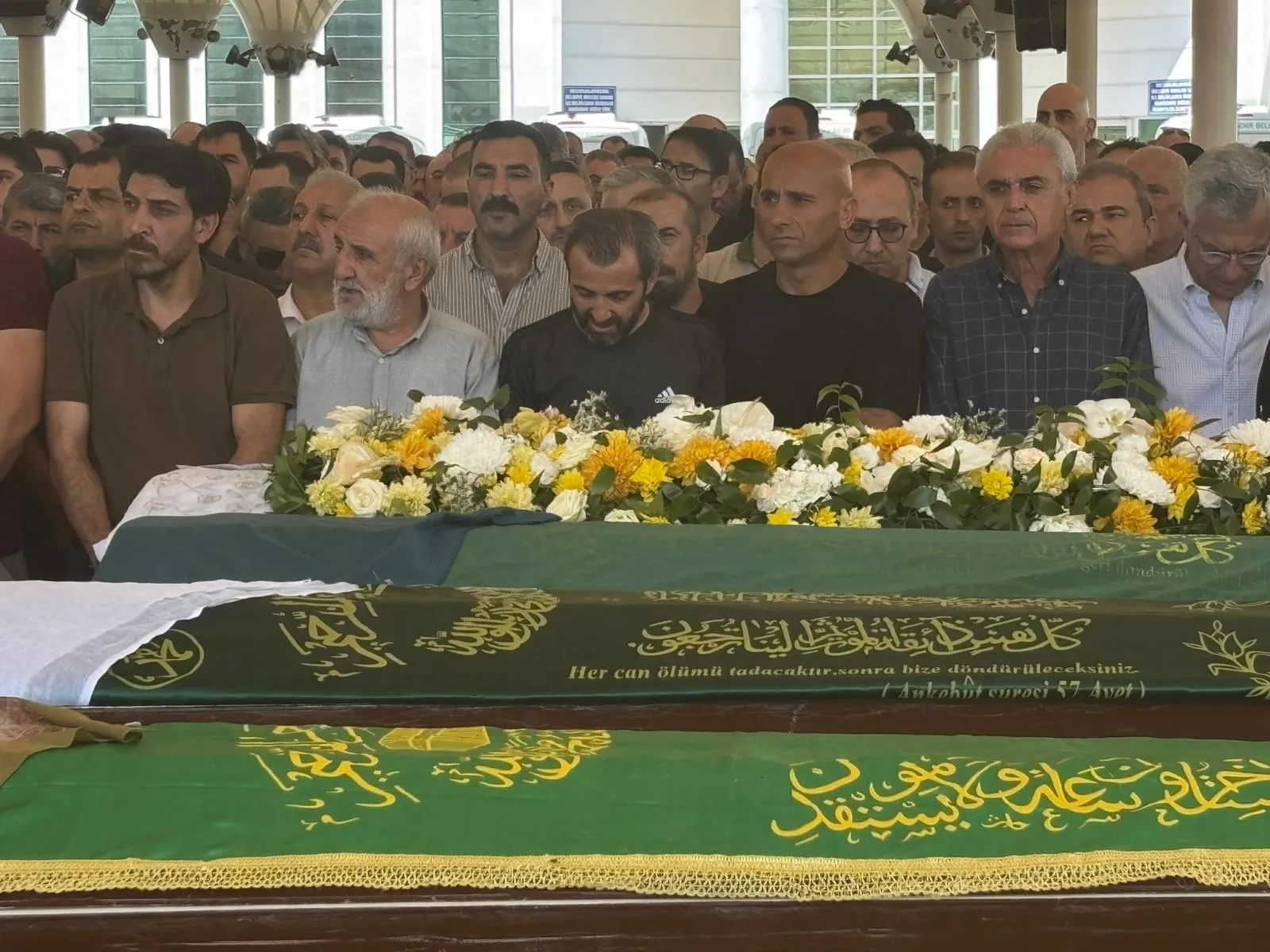 HSK Başmüfettişi'nin kızı ve kayınpederi kazada hayatını kaybetti