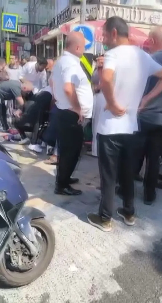 Bahçelievler'de minibüs durağında silahlı saldırı