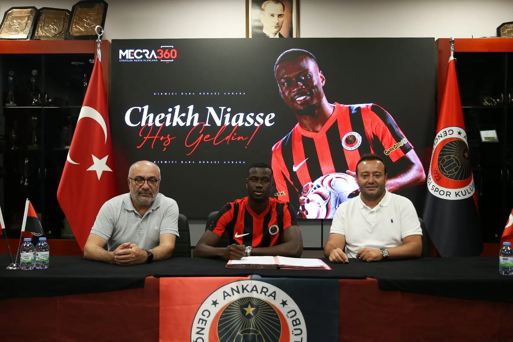 Gençlerbirliği orta sahayı Verona'dan gelen Niasse ile güçlendirdi