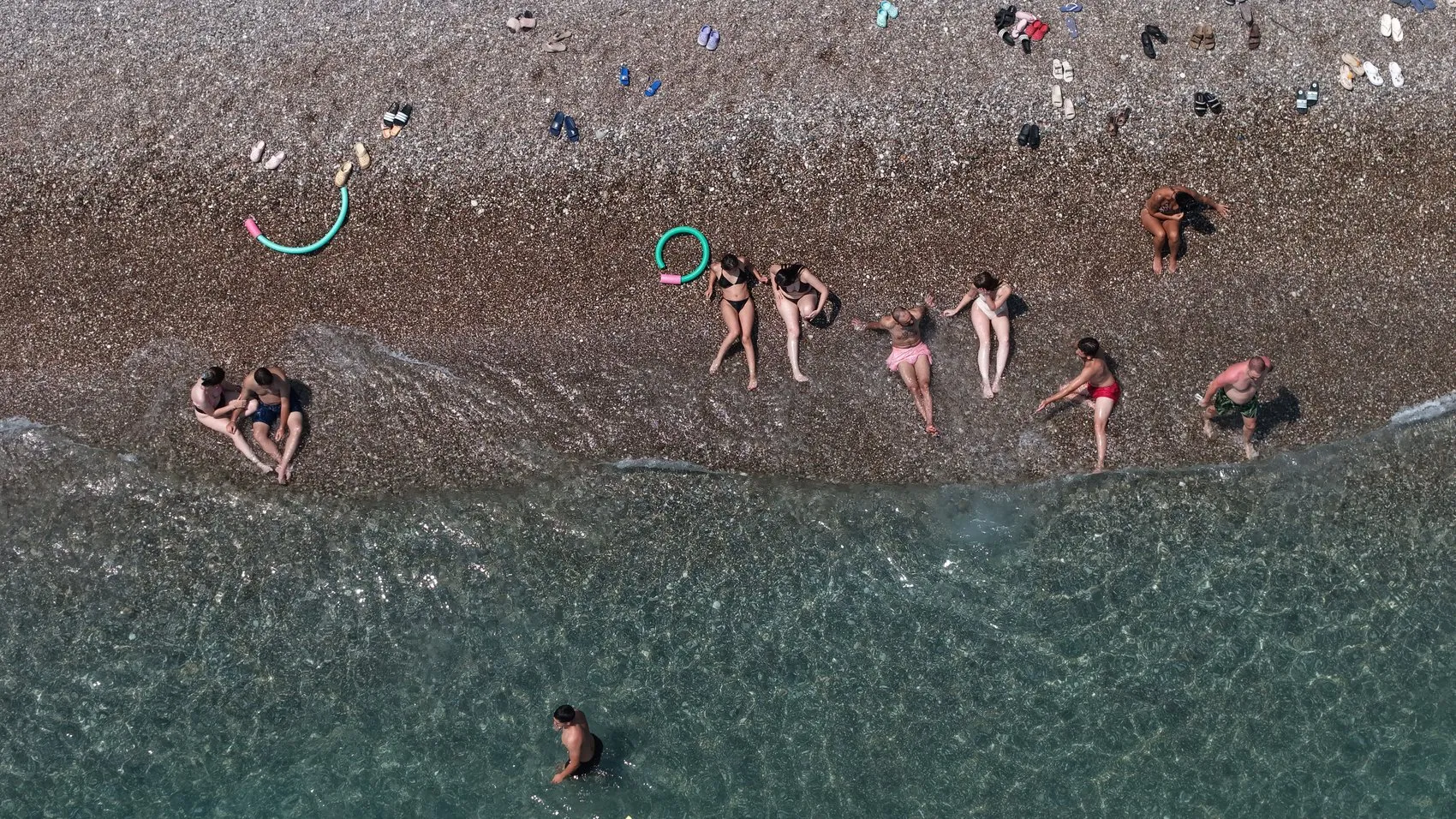 Antalya kavuruyor Termometreler 39 dereceyi gösterdi