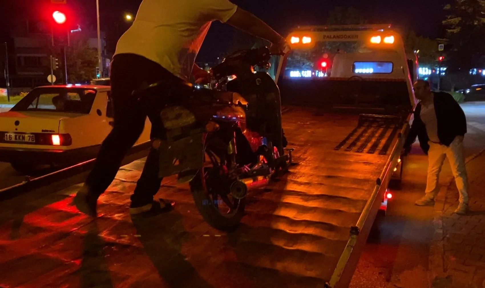 92 bin liralık ceza şoku: Motosikletini bırakıp yürüyerek gitti