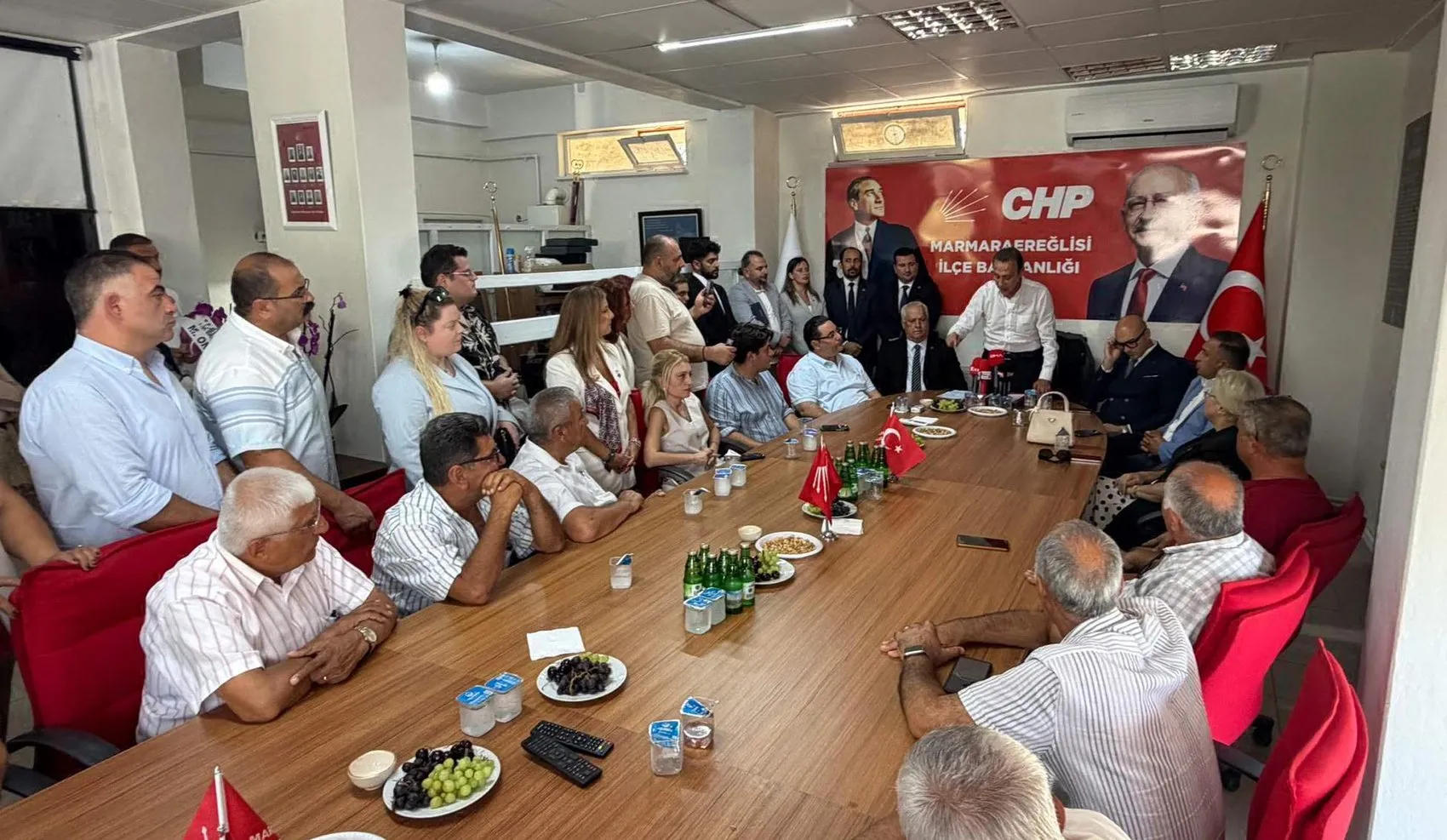 Berhan Şimşek parti içindeki muhaliflere sert çıktı