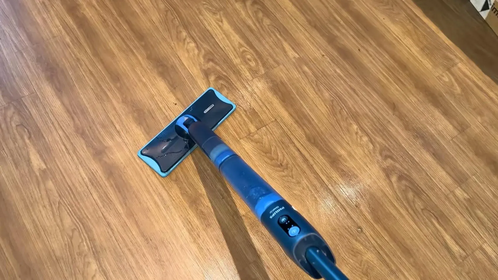 Philips OneUp Elektrikli Mop İncelemesi: Klasik paspaslara veda!