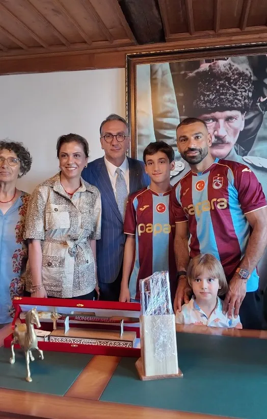 Trabzon'un Belediye Başkanından Salah'a iklim dostu arazi teklifi