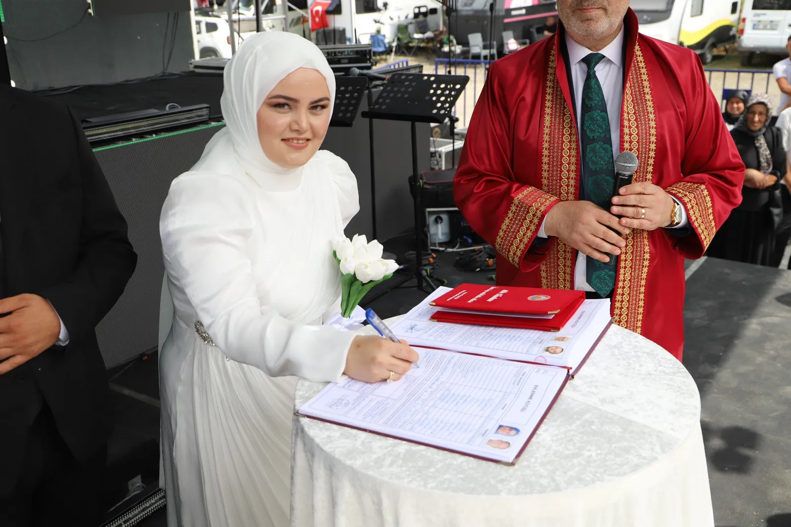 Nebiyan Yaylası'nda festival coşkusu nikahla taçlandı