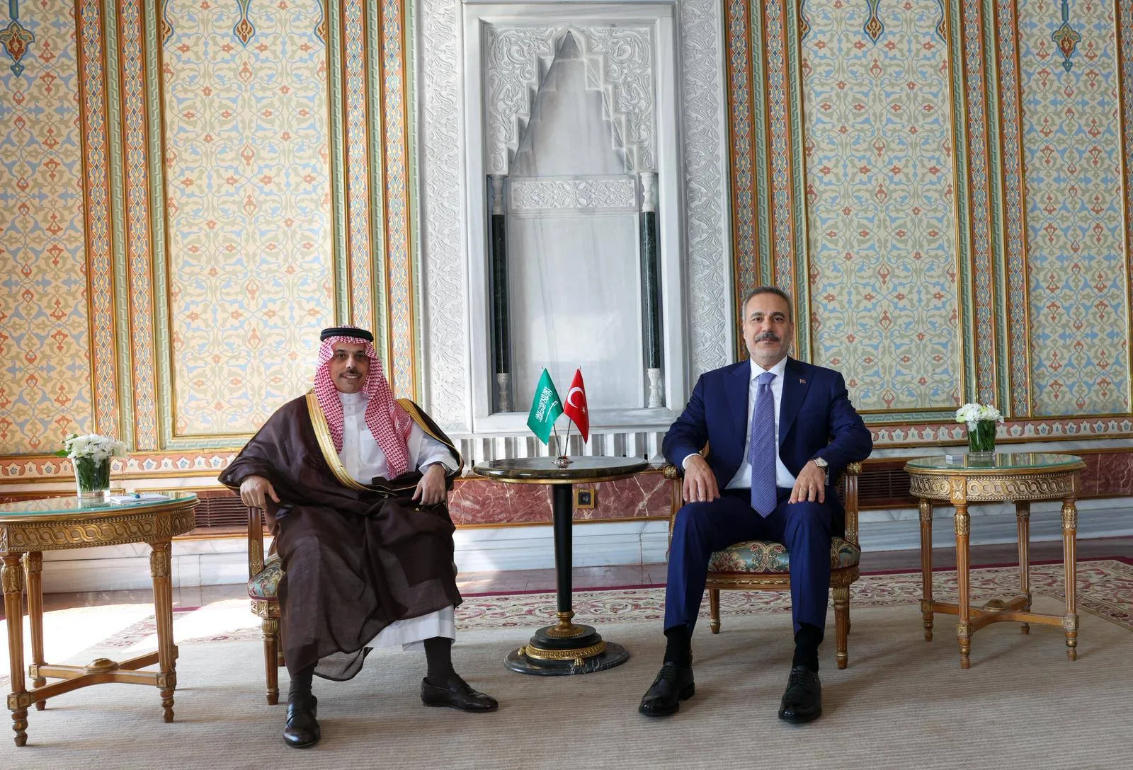 İstanbul'da kritik diplomasi: Bakan Fidan ve Suudi mevkidaşı bir araya geldi