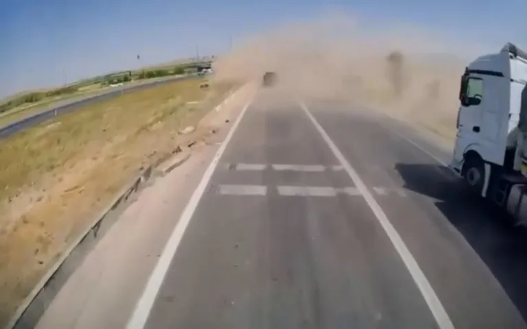 Konya’da TIR dehşeti kamerada