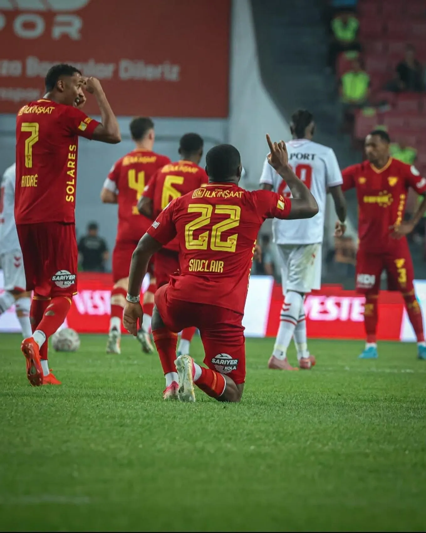 Göztepe Samsun deplasmanında bir puana razı oldu