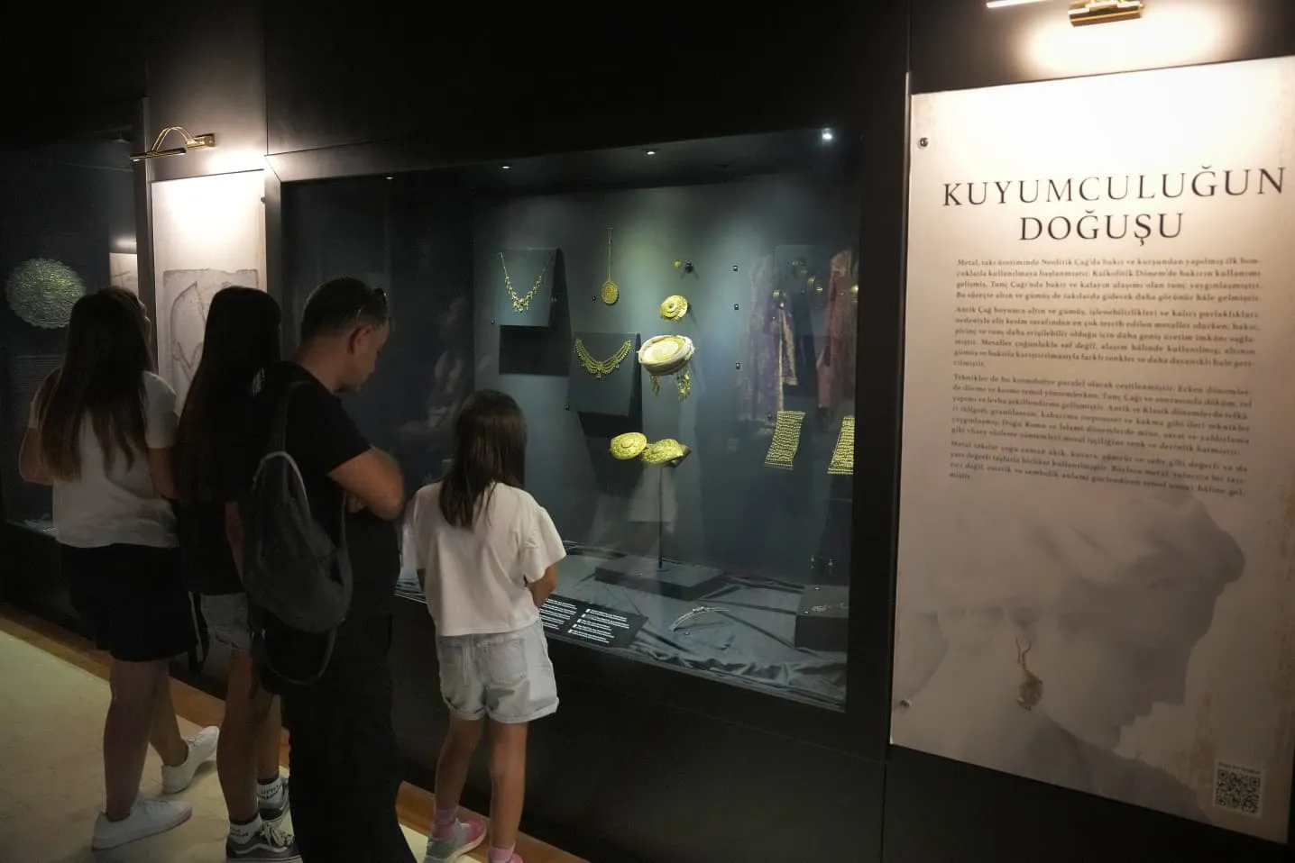 12 bin yıllık takı yolculuğu Ankara’da sergileniyor