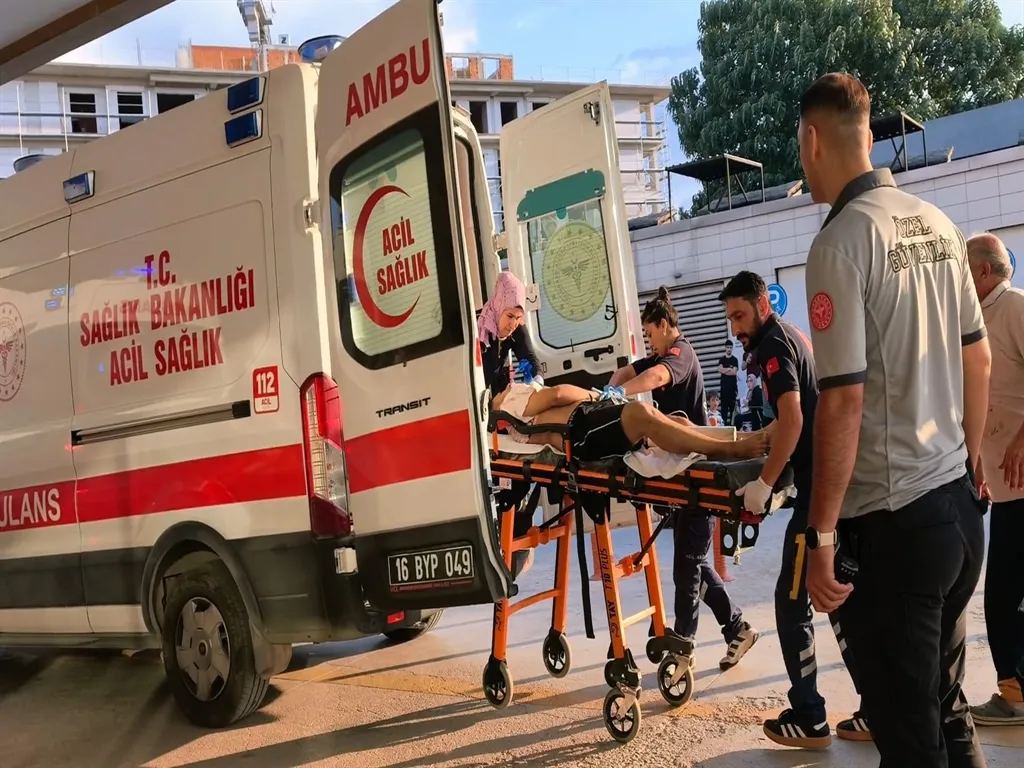 Bursa'da depo temizliği kavgası kanlı bitti: Ev sahibi kiracısını balkondan vurdu