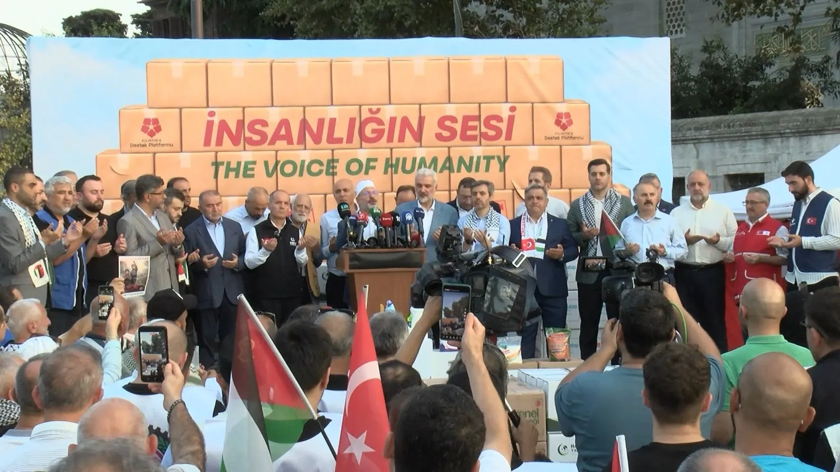 Üsküdar'da Gazze için insani yardım koridoru çağrısı
