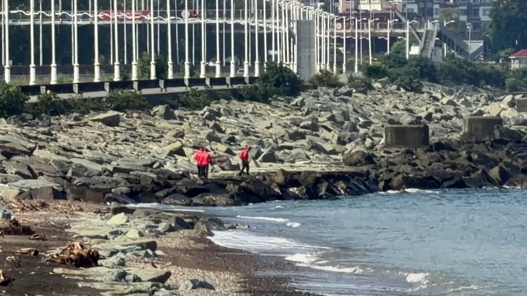 Rize'de denizde kaybolan 11 yaşındaki çocuk için üçüncü gün