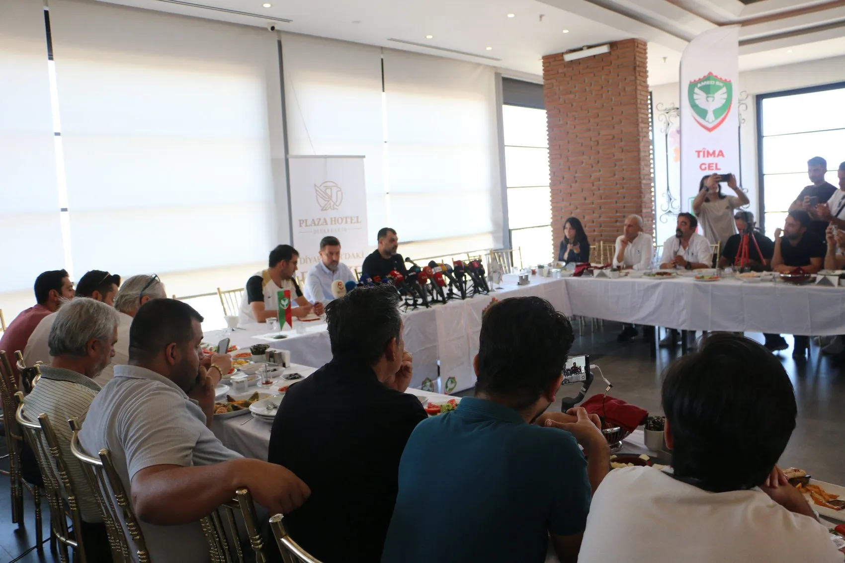 Amedspor'da Hasi dönemi Sahada ter dökecek oyuncu arıyoruz
