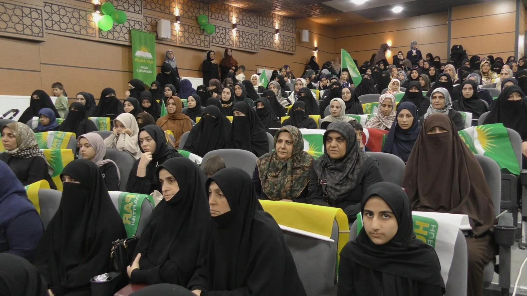Zekeriya Yapıcıoğlu'ndan Gazze çıkışı: Bu sadece bir bölge meselesi değil