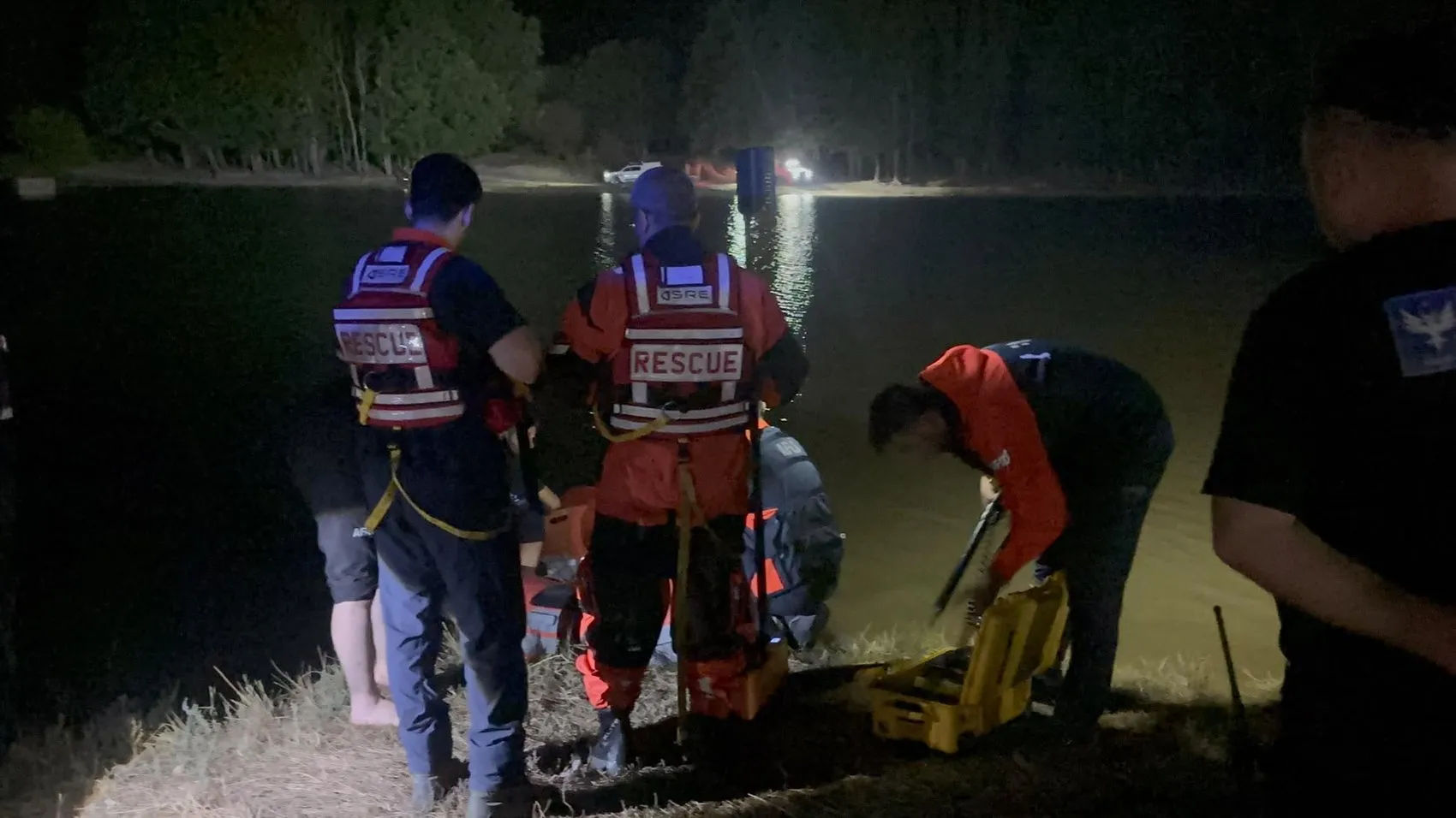 Tekirdağ'da piknik faciası göle giren adam kayboldu