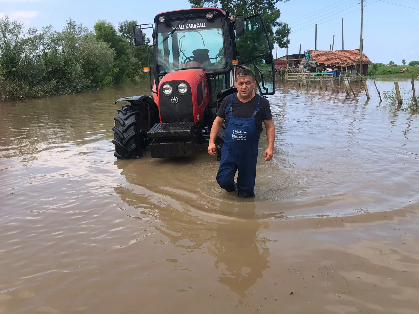 Samsun Çarşamba’da sağanak hayatı felç etti
