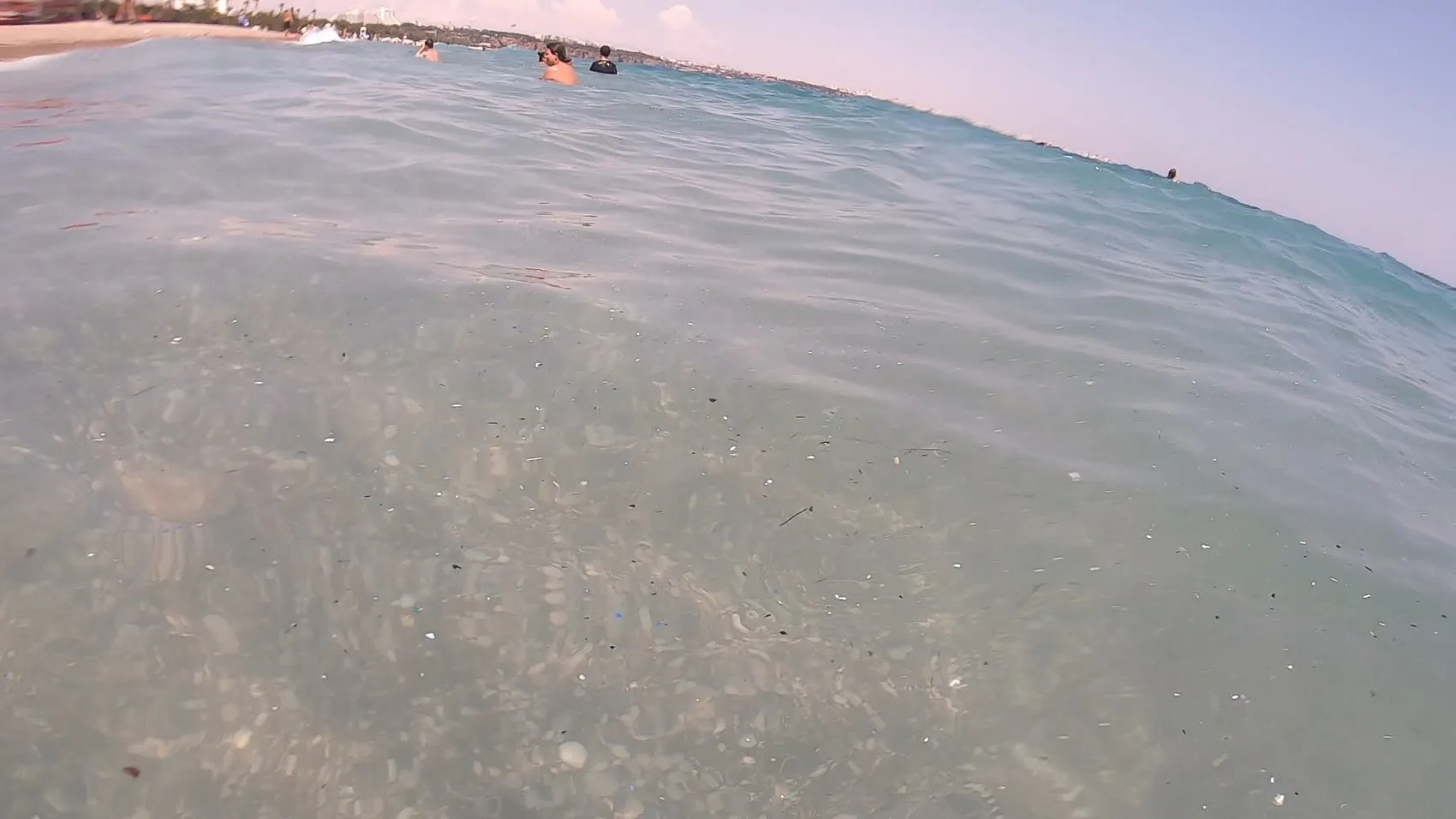 Antalya sahillerindeki gizli tehlike Mikroplastikler sofranıza kadar geliyor