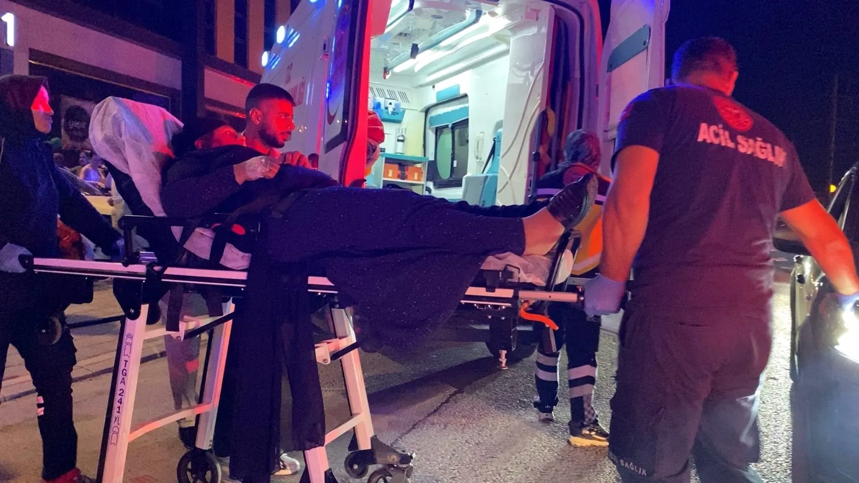 İnegöl’de düğün eğlencesi kana bulandı