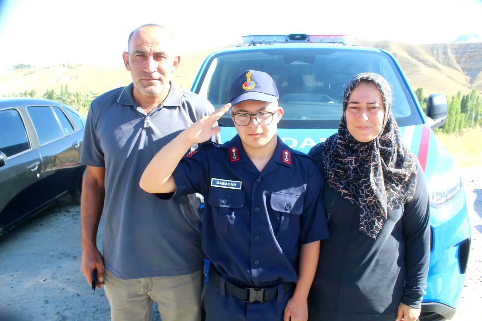 Jandarma, Down sendromlu Berkant'ın askerlik hayalini gerçekleştirdi