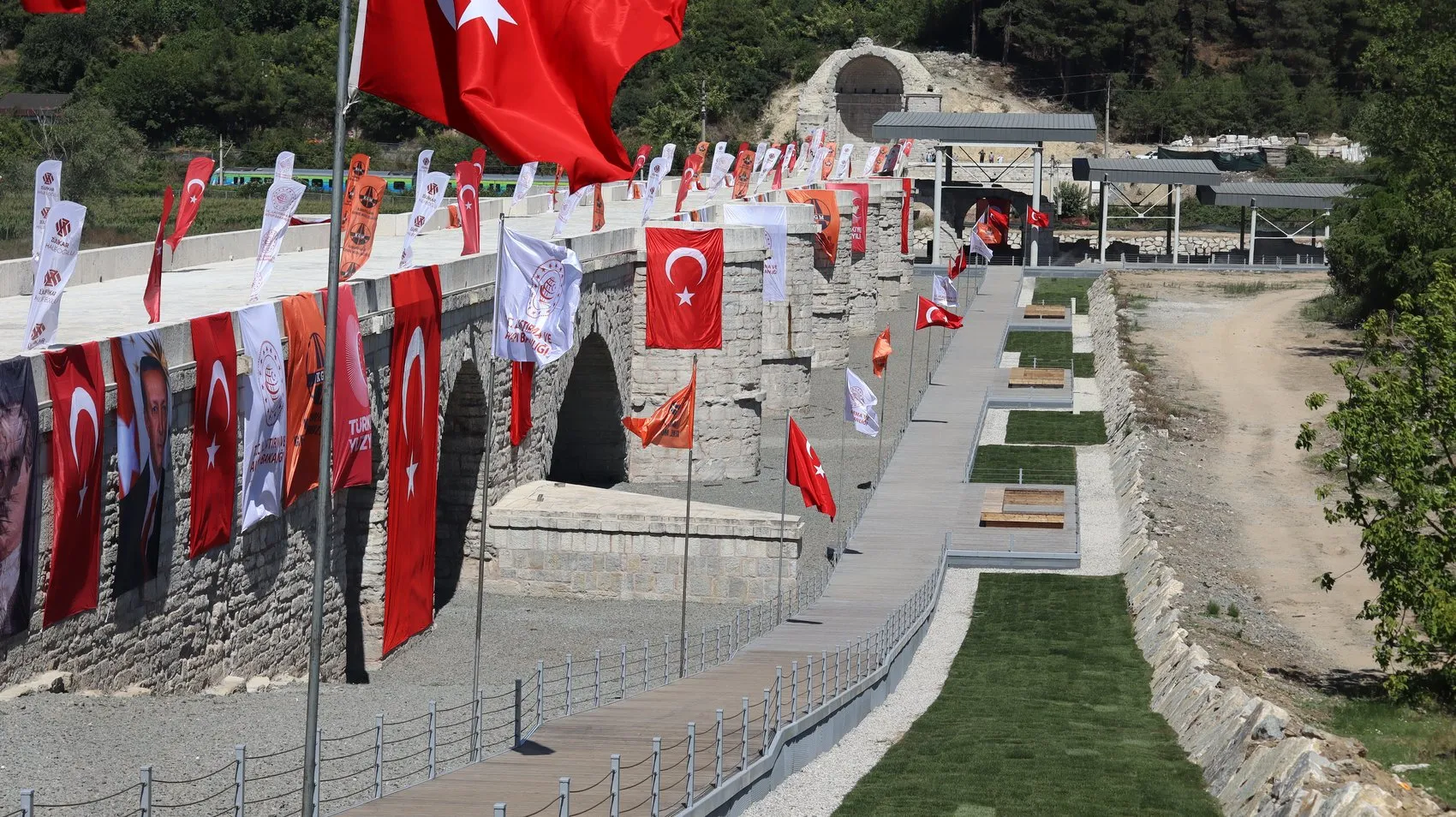 Sakarya’nın 1468 yıllık mirası Beşköprü kapılarını yeniden açtı