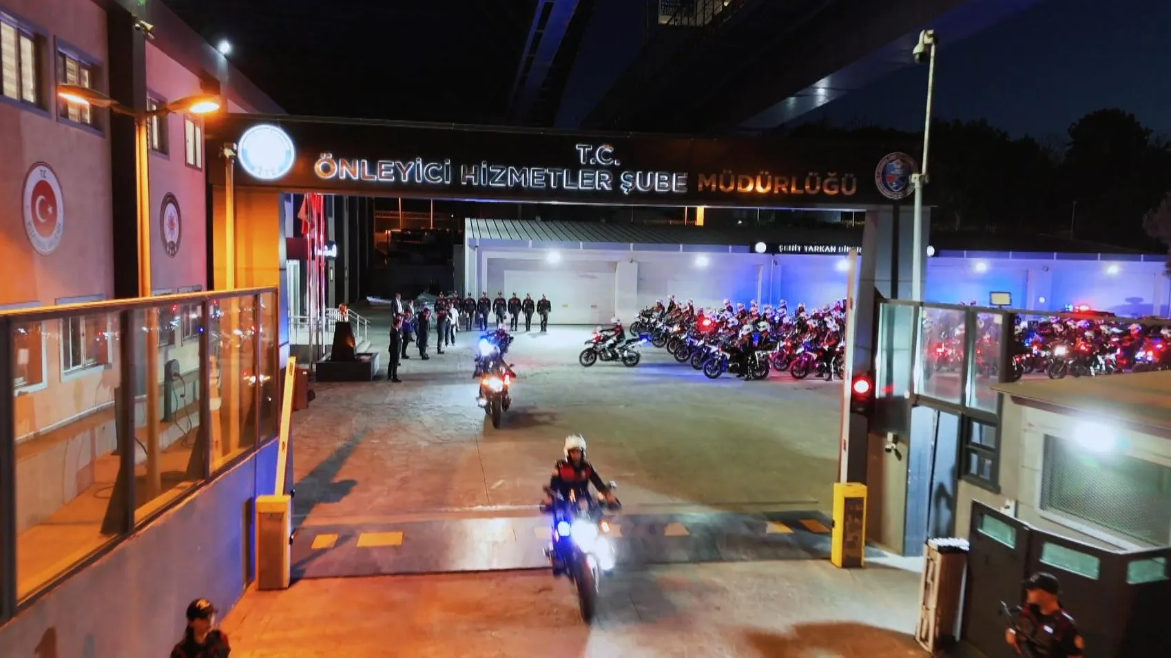 İstanbul polisi operasyonel gücünü yeni kliple gözler önüne serdi