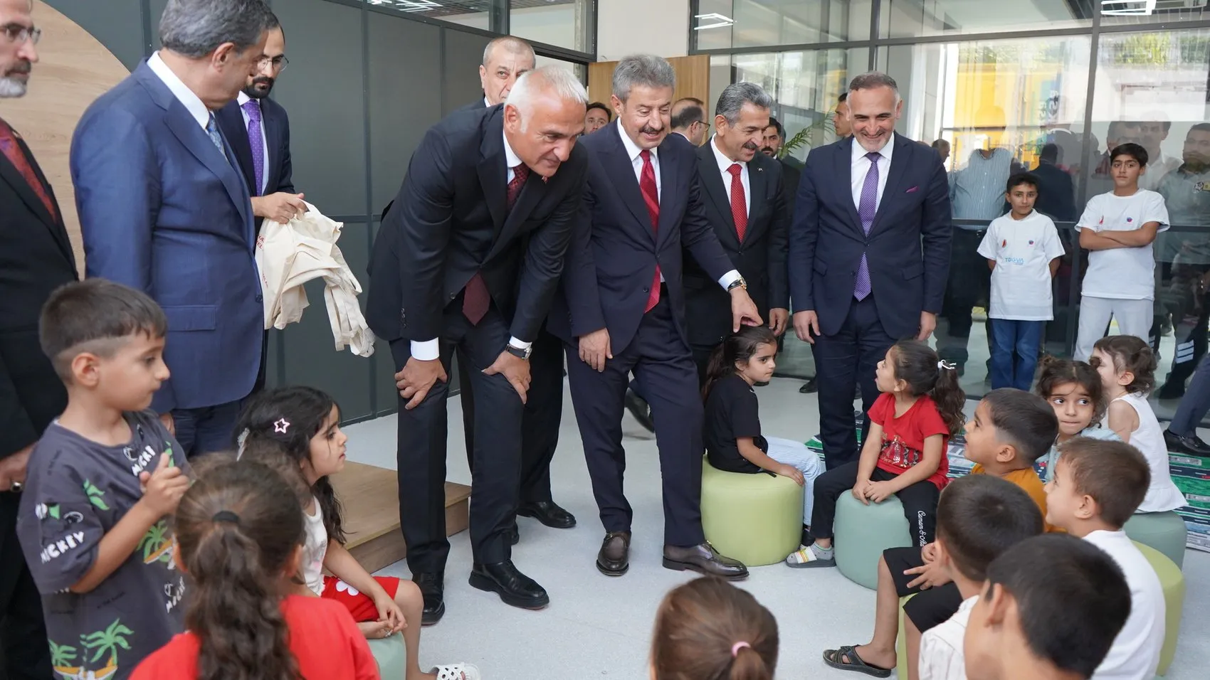 Şırnak dev kütüphanesine kapılarını açtı
