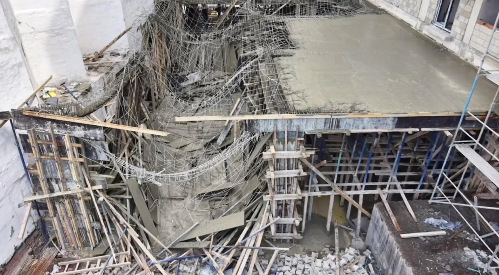 Erzurum'da inşaat faciası ucuz atlatıldı