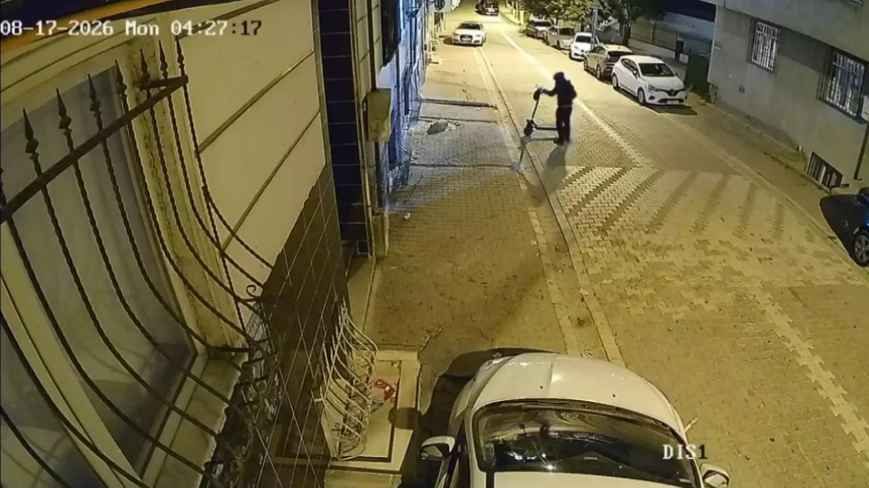 Esenyurt’ta dehşet saçan kundakçı yakalandı
