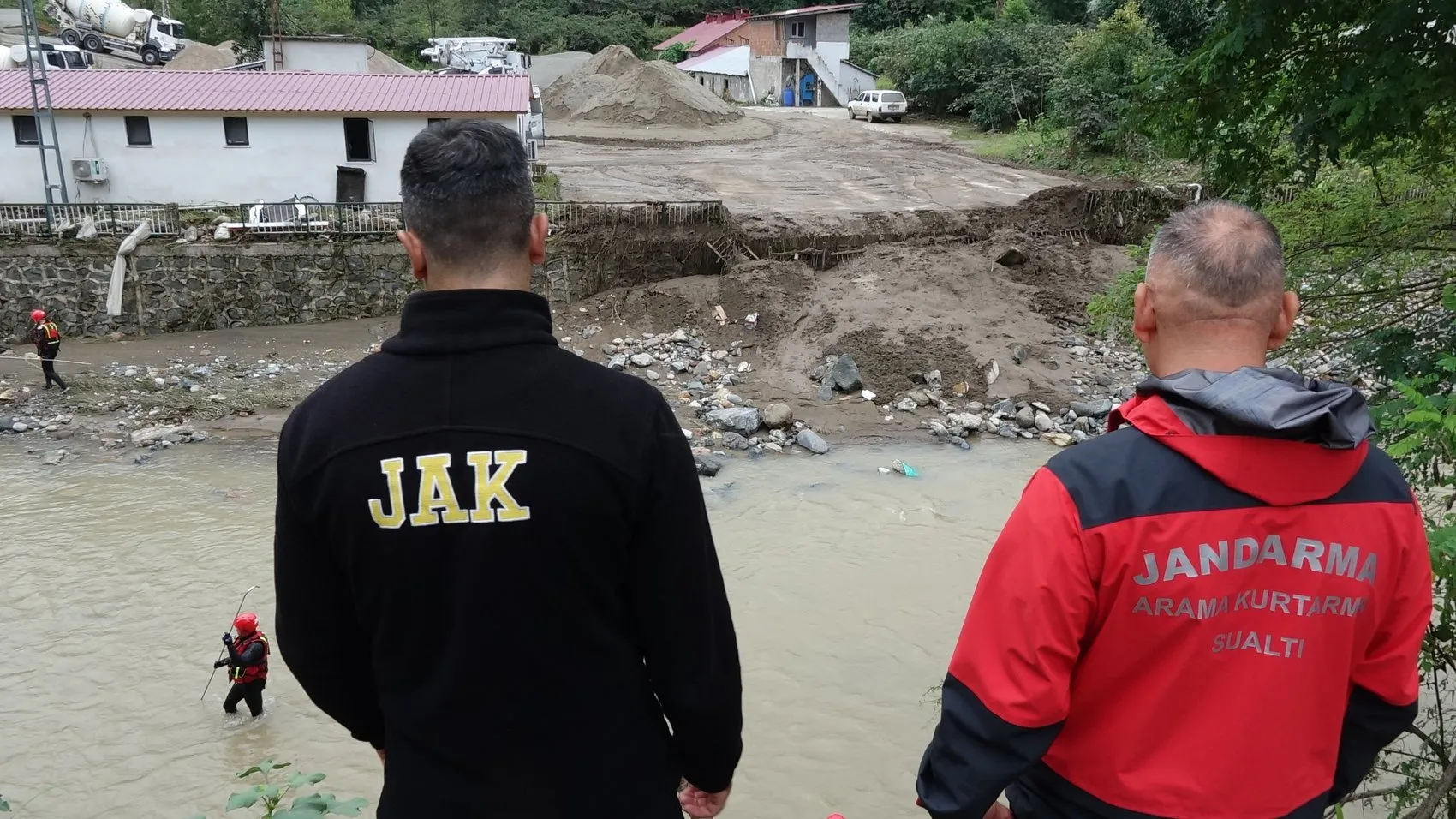 Giresun'da sel sularına kapılan iki kişiden hala haber yok