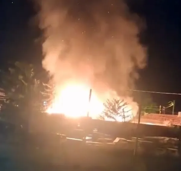 Keşan'da gece yarısı korkutan yangın