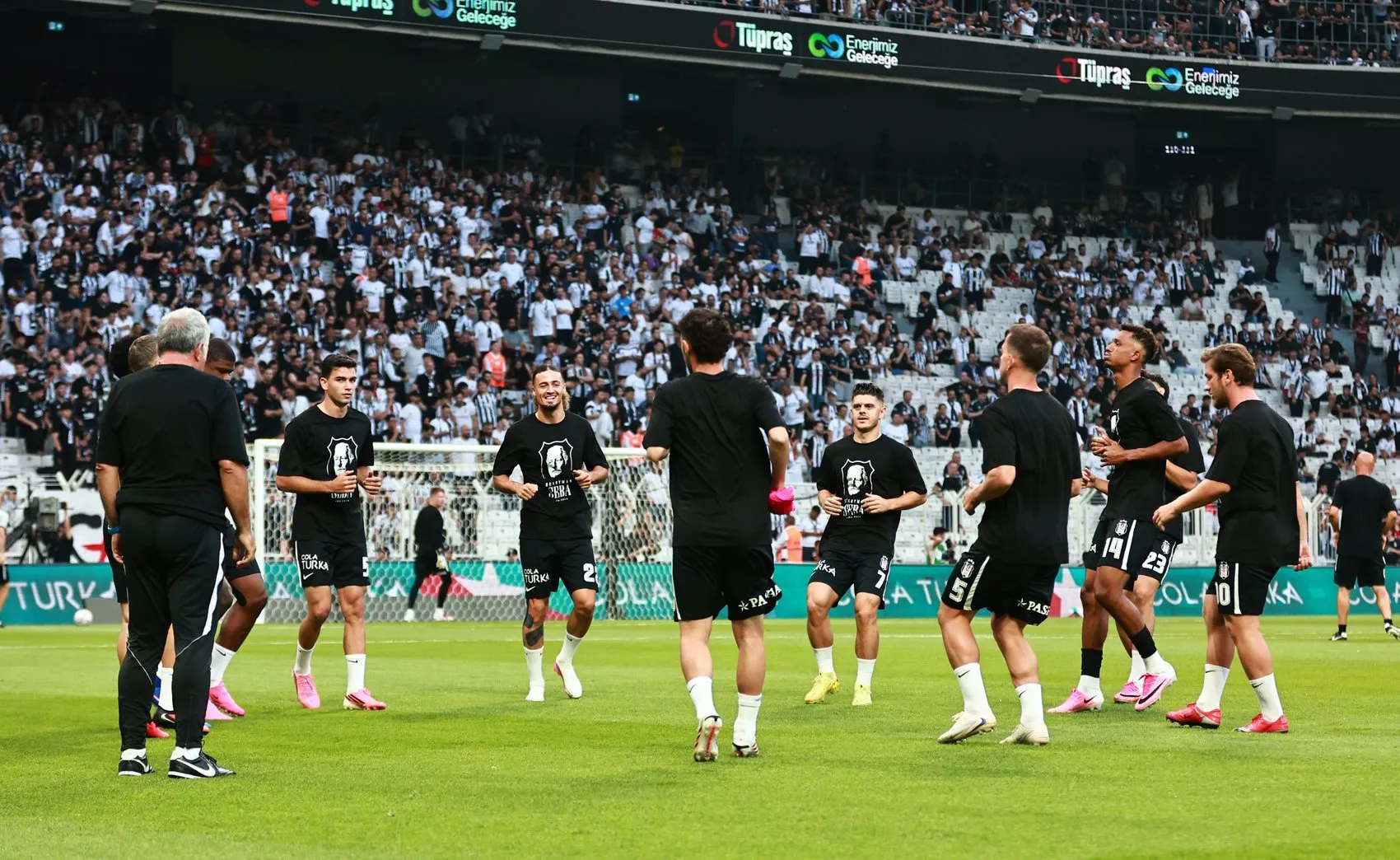 Beşiktaş Avrupa yolunda Hradec Kralove karşısında