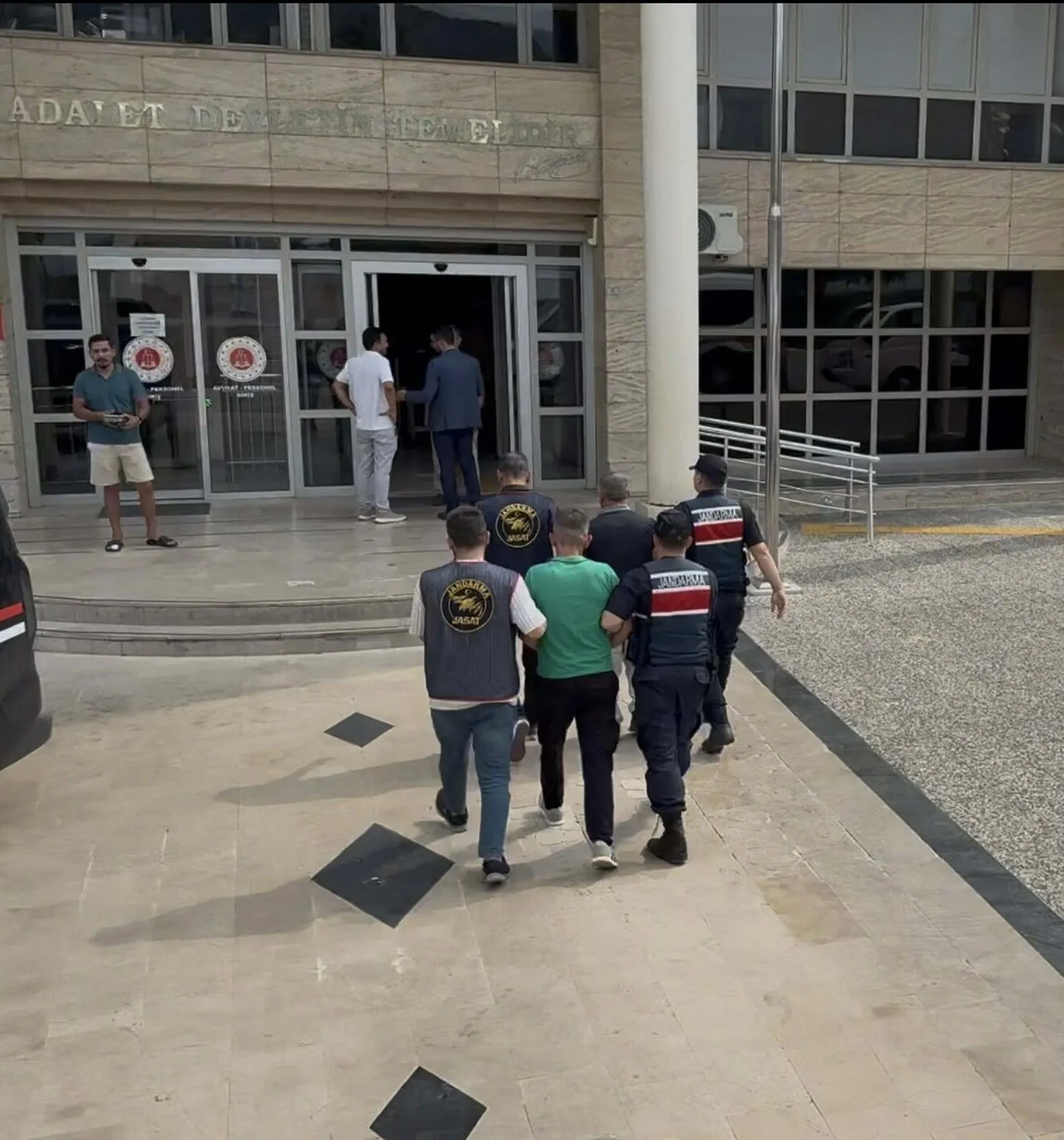 Muğla’da baz istasyonlarını hedef alan hırsız yakayı ele verdi
