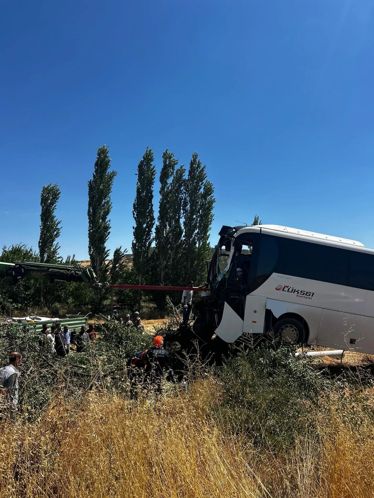 Diyarbakır Lice yolunda otobüs kaza yaptı