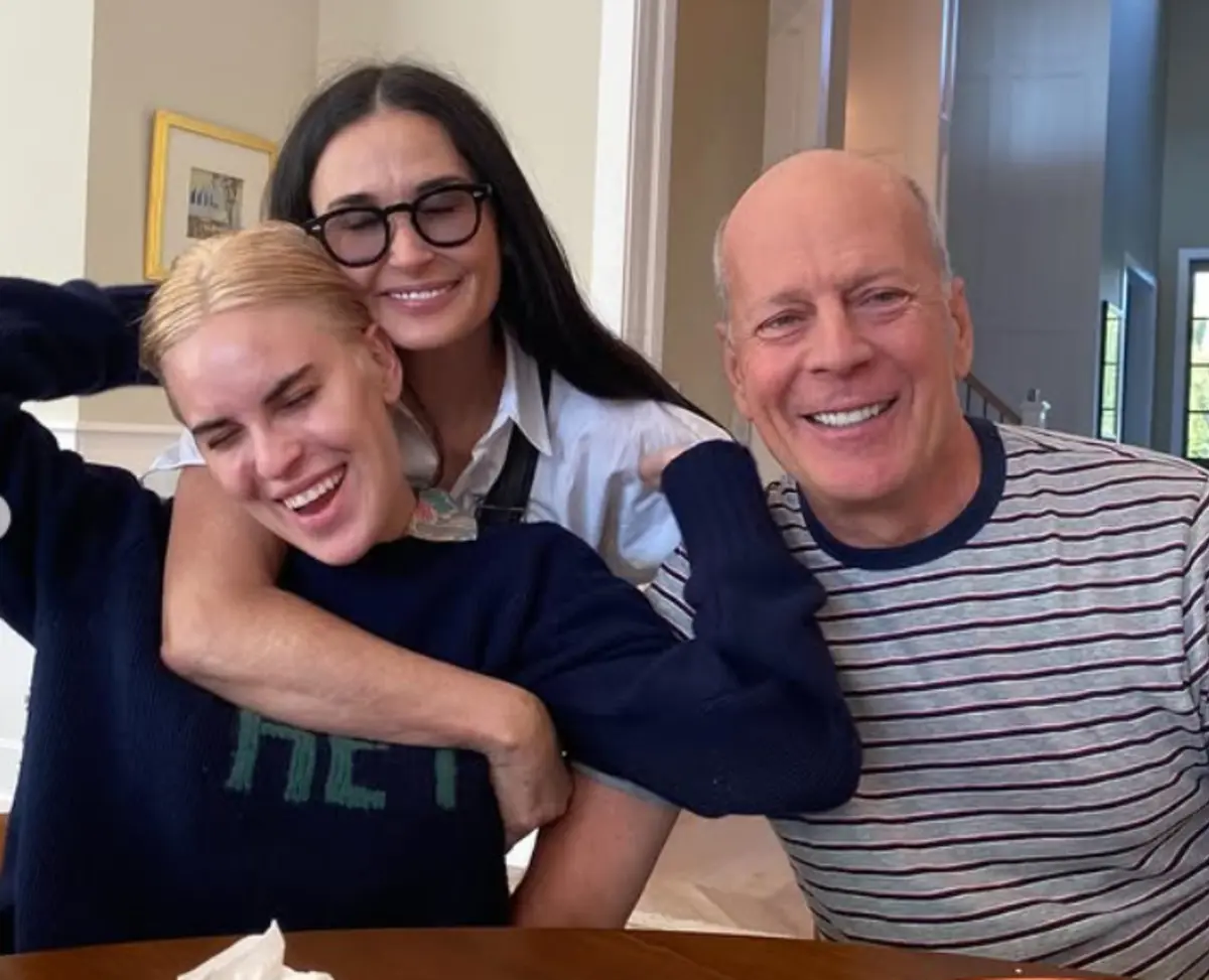 Bruce Willis kızının düğününde ortaya çıktı! Son hali yürek burktu 1