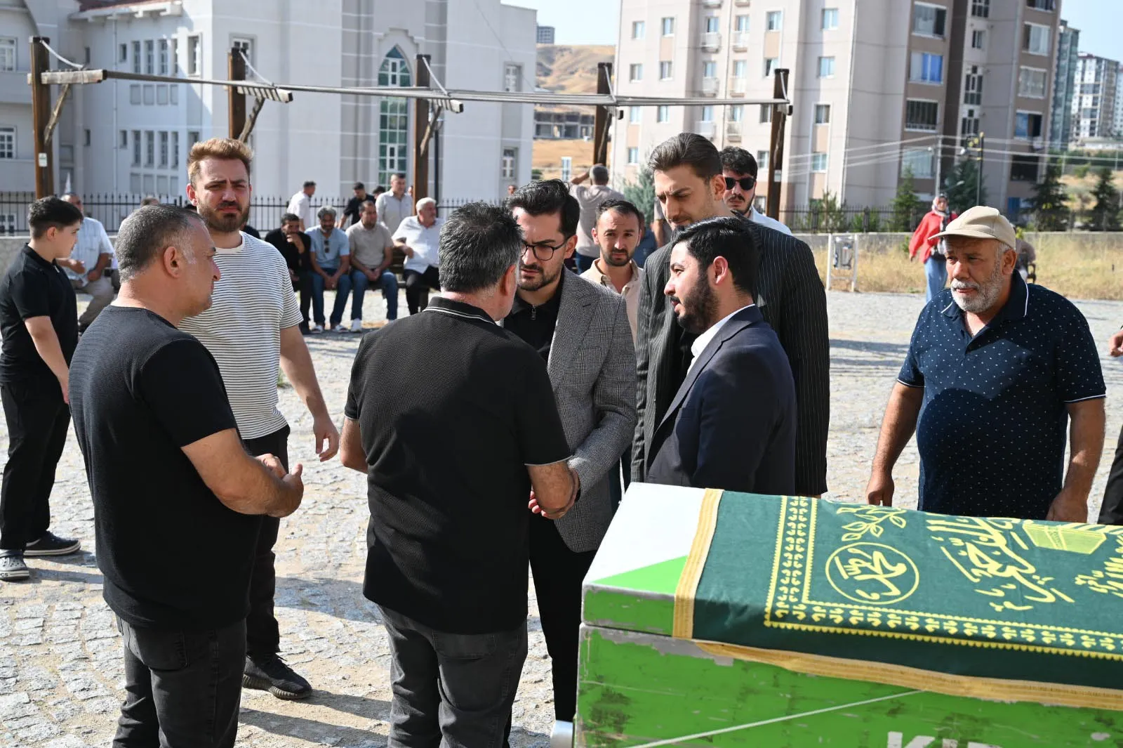 Kırıkkale genç siyasetçisini son yolculuğuna uğurladı