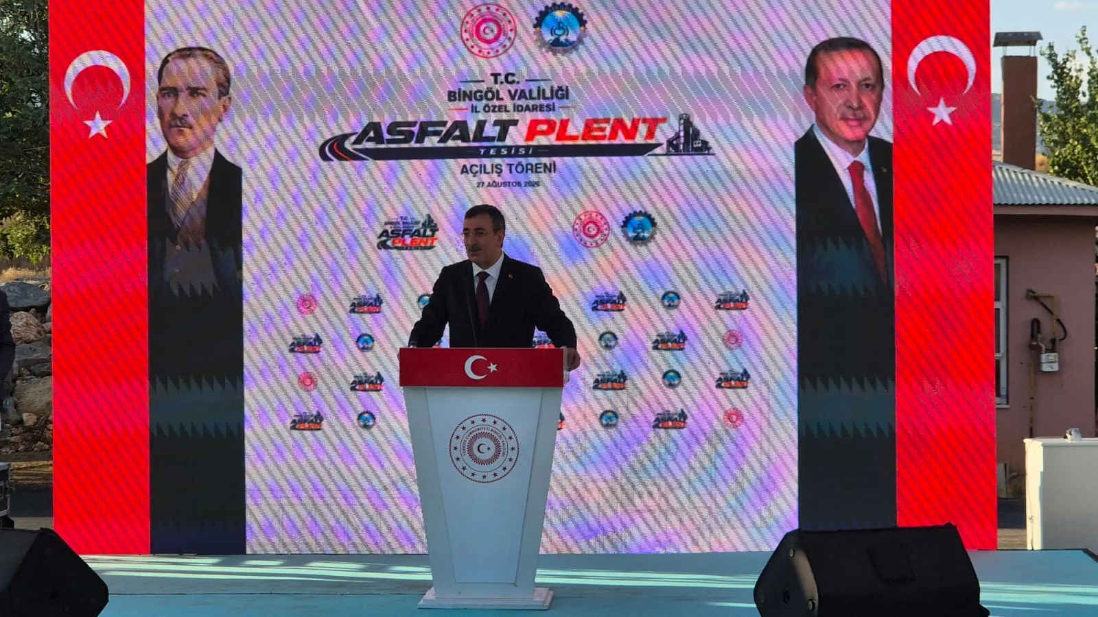 Bingöl’e asfalt tesisi kuran Yılmaz, yatırımda yeni dönemi anlattı