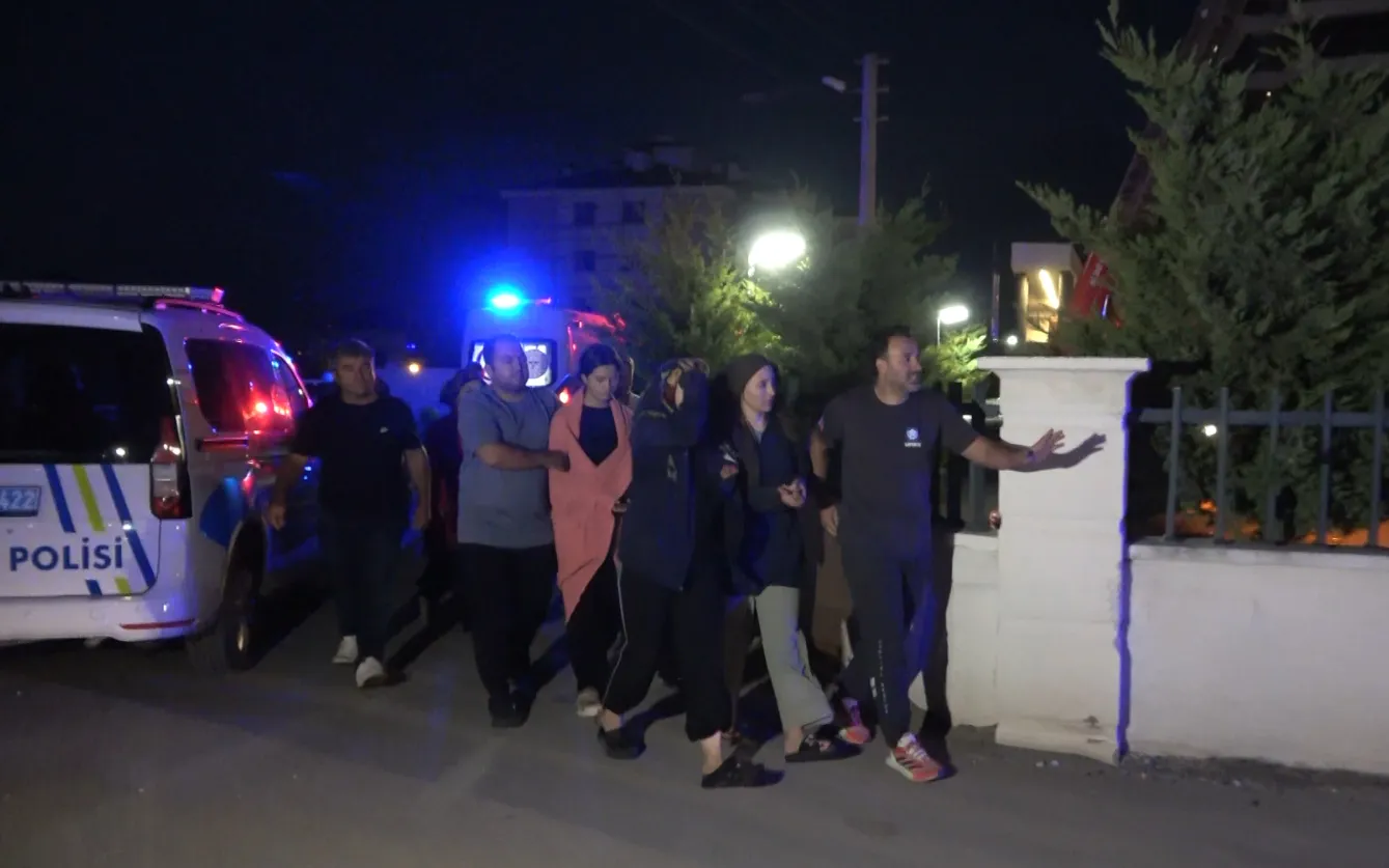 Aksarayda apartman yangını 14 kişiyi hastanelik etti