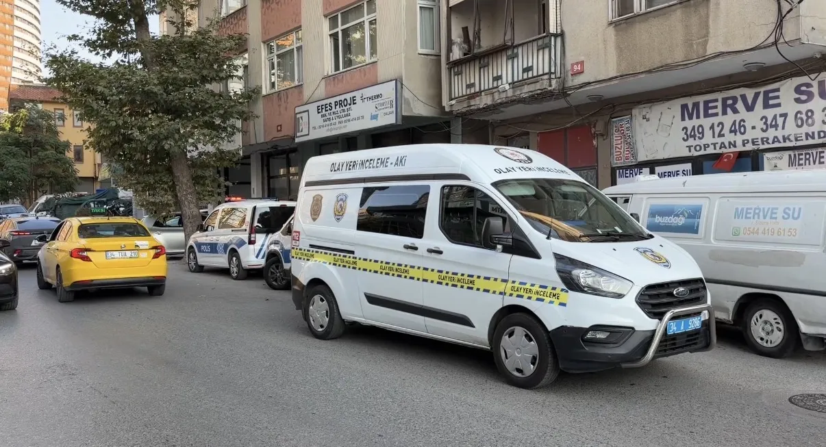 Kadıköy Fikirtepe’de metruk binada cansız beden bulundu