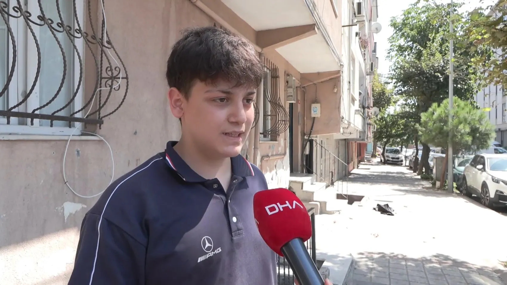 Kadın kılığında hırsızlık yaptı, mahalleli yakalattı