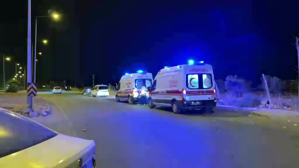 Düğün konvoyunda kanlı kavga
