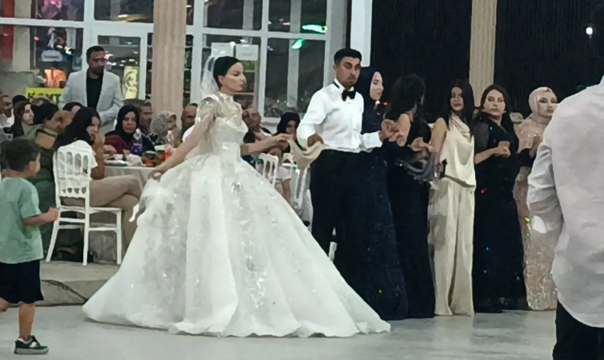 Gaziantep'teki düğünde damada şaşırtan hediye