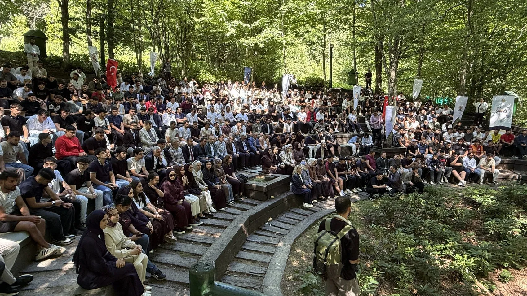 Bilal Erdoğan gençlerle insan haklarını konuştu