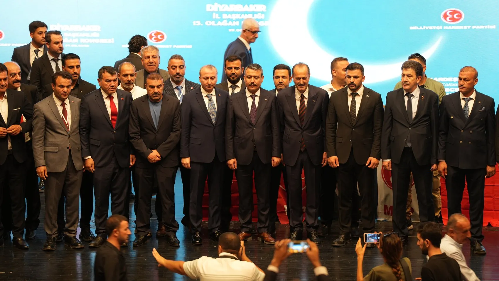 MHP Diyarbakır'da kongresini yaptı Osmanağaoğlu'ndan 'kapılar içinde kapılar' vurgusu