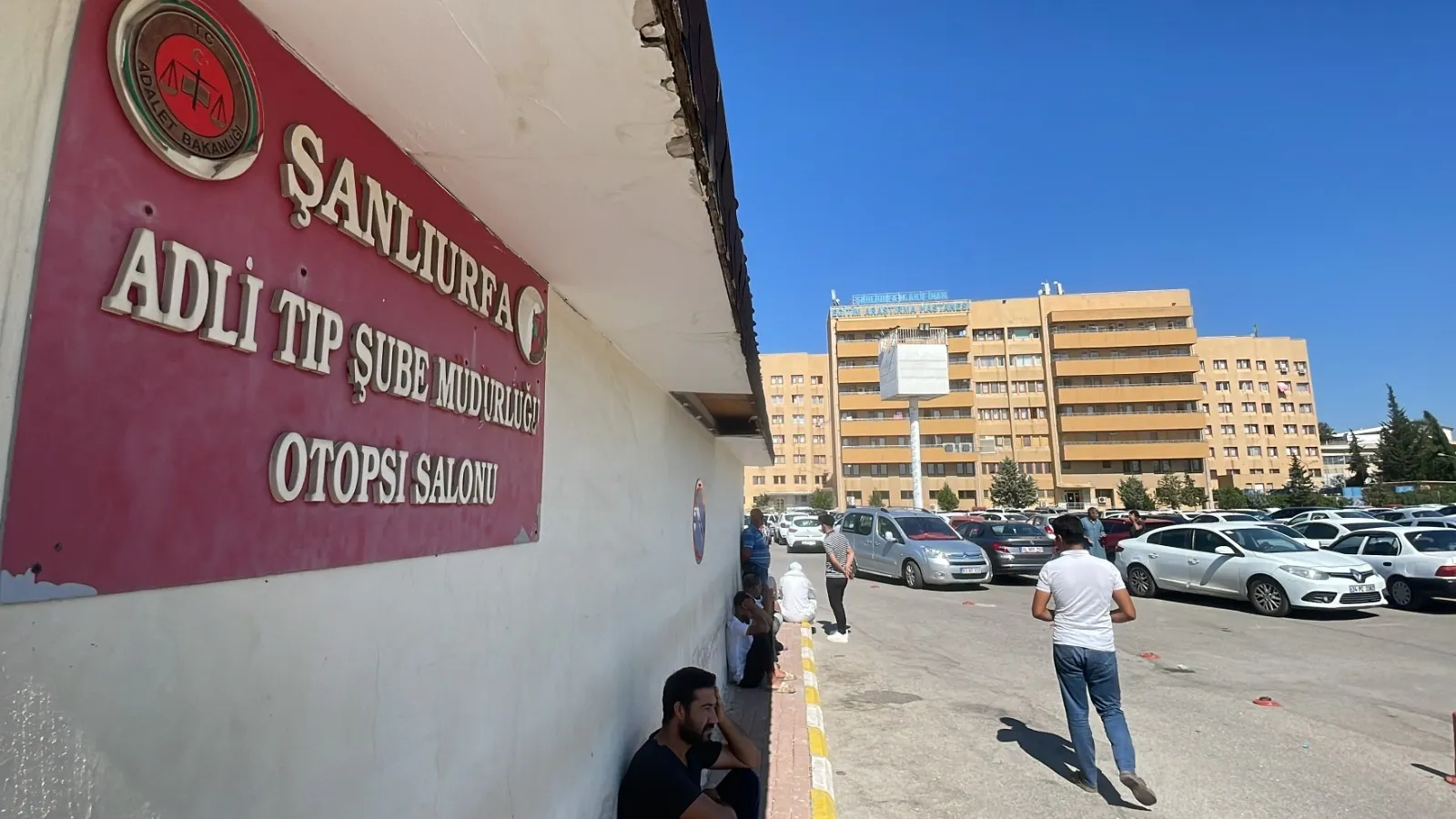 Şanlıurfa'da 16 yaşındaki genç balkondan düşerek hayatını kaybetti
