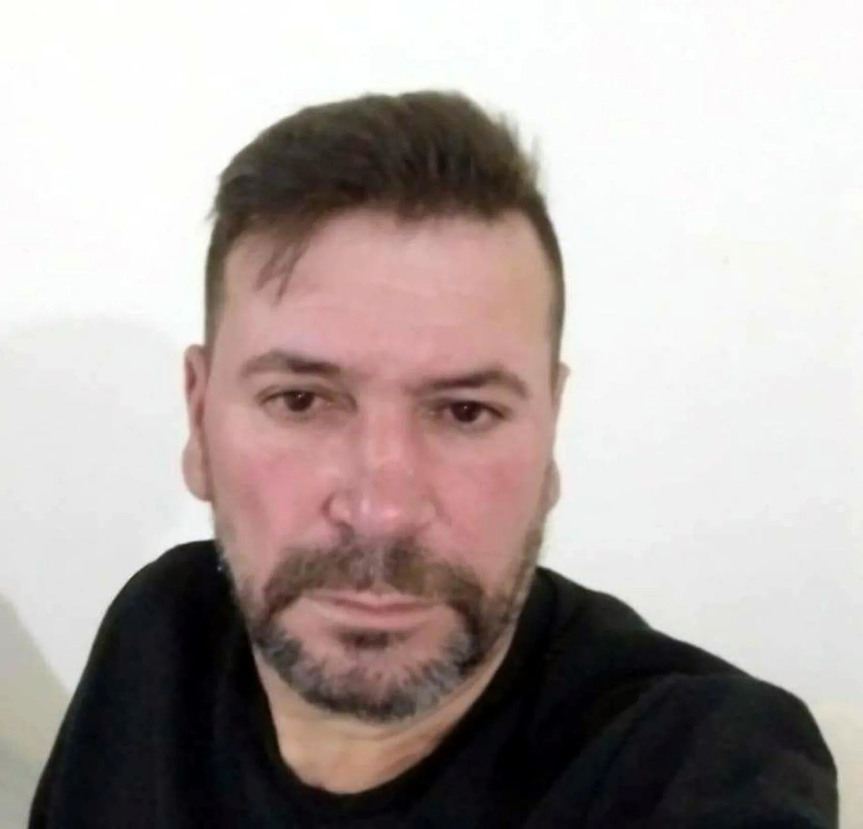 Serinlemek için girdiği gölde hayatını kaybetti