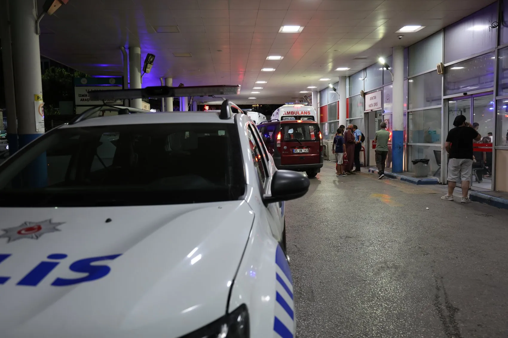 İzmir’de kız meselesi kavgası kanlı bitti
